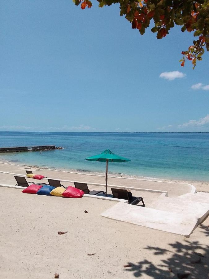 Mactan Newtown Beach Condo マクタン エクステリア 写真